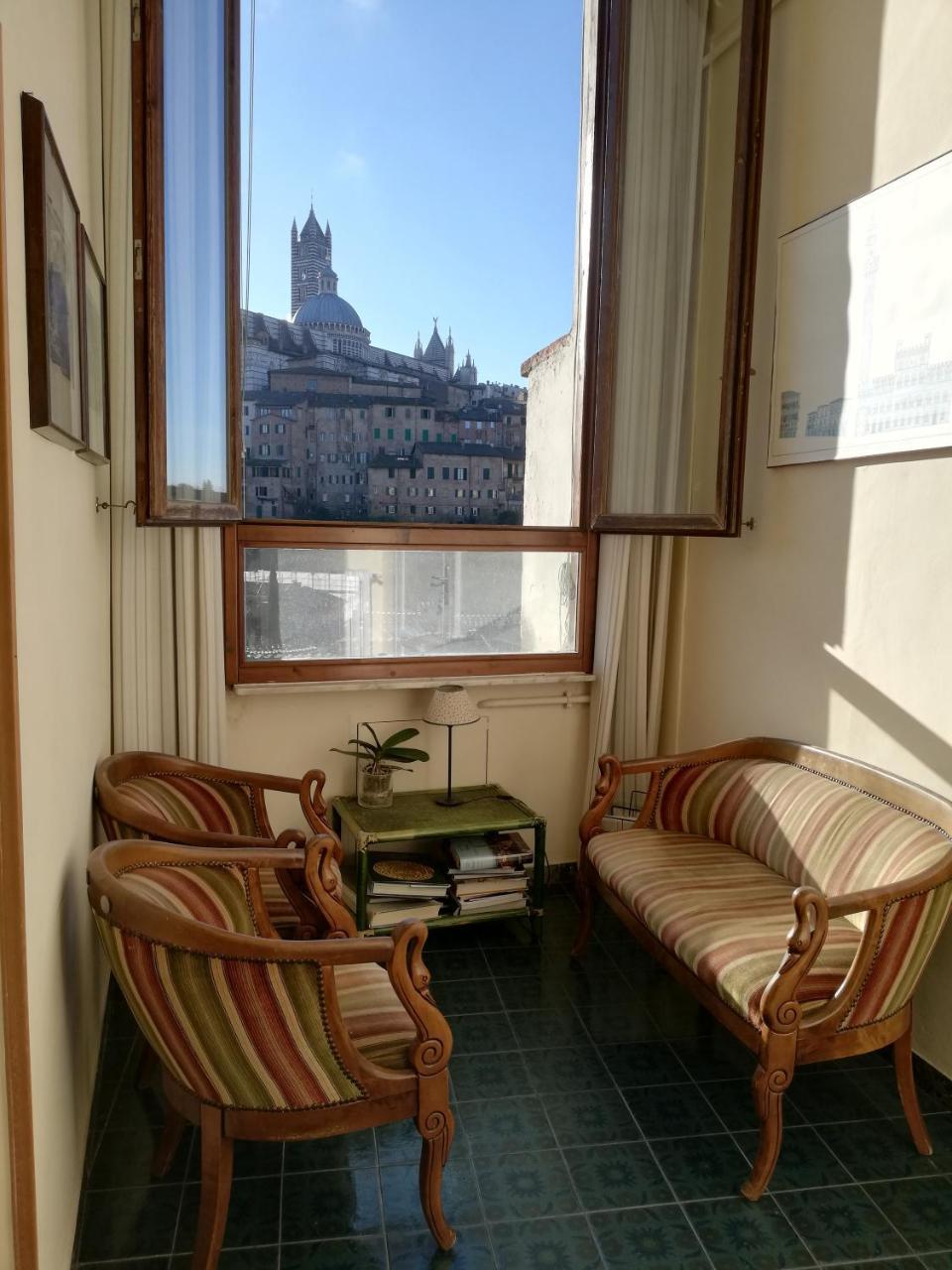سيينا Albergo Bernini المظهر الخارجي الصورة